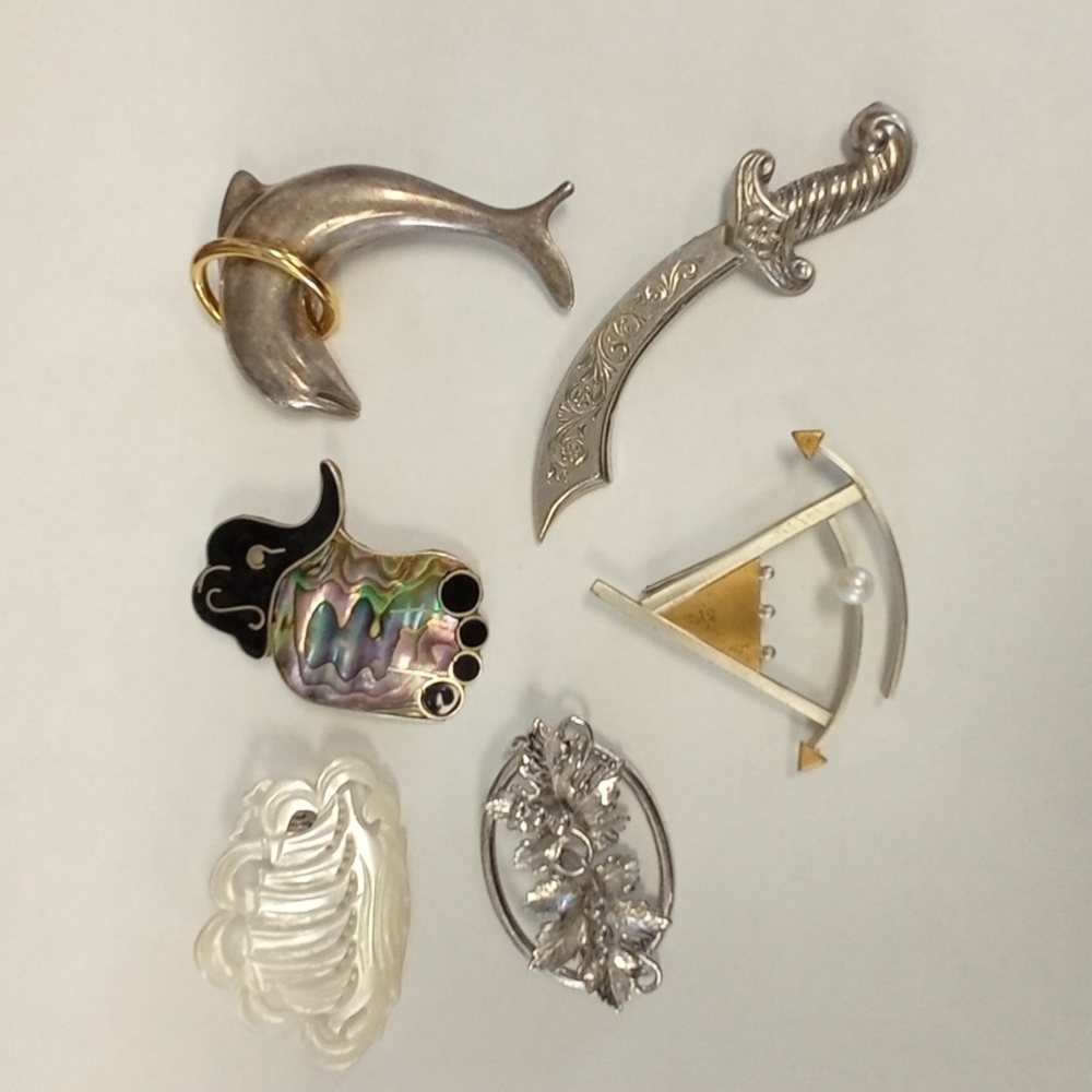 Bundle of vintage pin brooch Collection #1